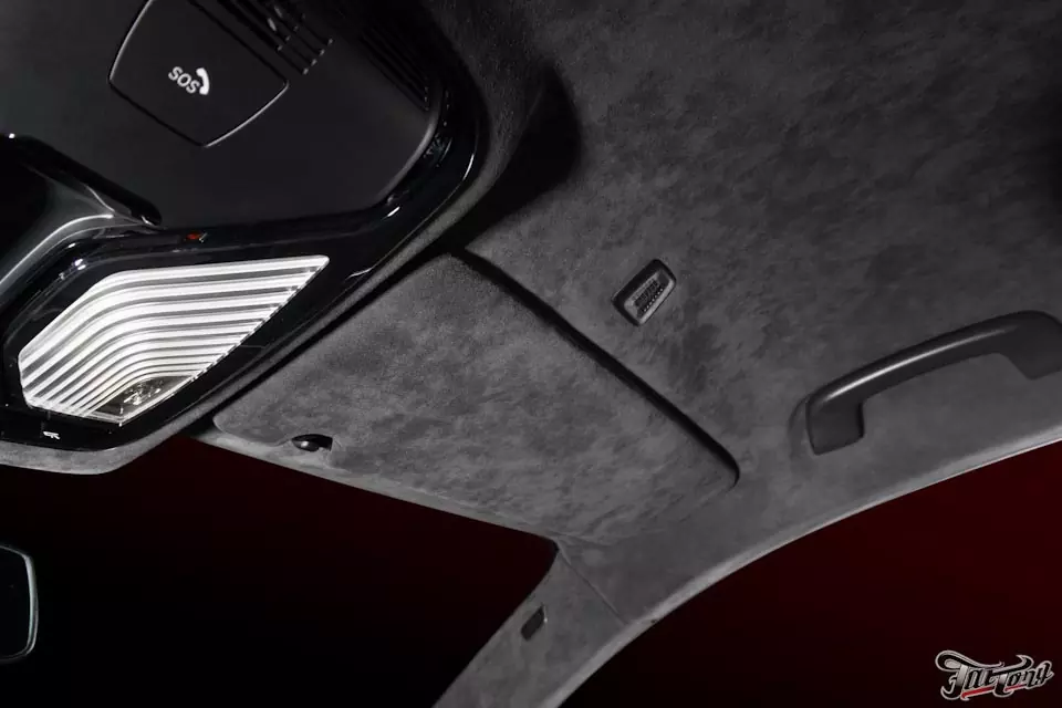 BMW M550D. Полная замена акустической системы и перетяжка потолка в алькантару!